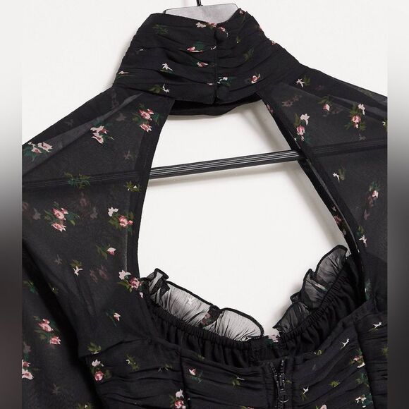ASOS DESIGN floral high neck top with cut out neck Black Size 6 - Picture 4 of 9